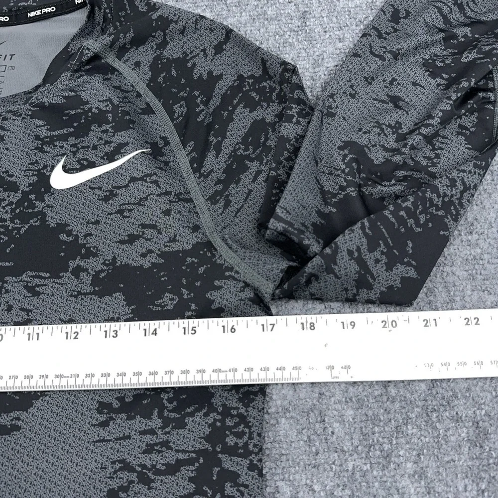 Nike PRO Training Long Sleeve Shirt Men's Small Slim Fit Camo AOP‎ Performance
